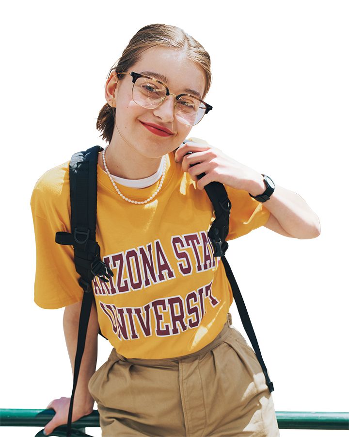 Tシャツ＋メガネのコーデが旬！2024年夏の最新コーデ4選