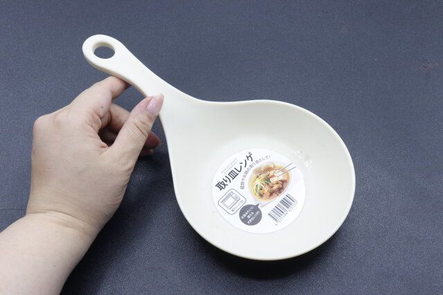 セリア 取り皿レンゲ デザイン