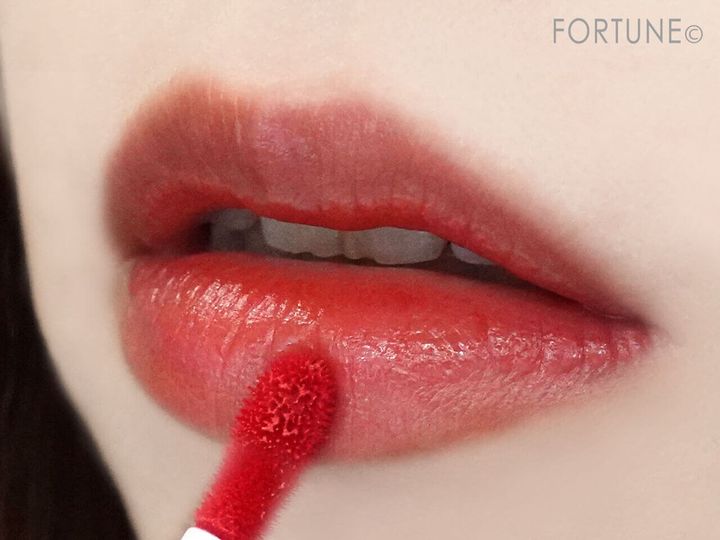 リップ 落ちないようにする 塗り方