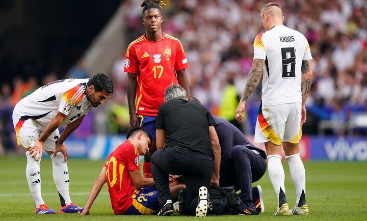 負傷でEURO終了のペドリ、謝罪したクロースに「ありがとう、これがサッカー」