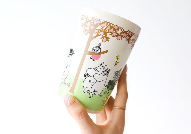 ムーミンタンブラー 持ったところ