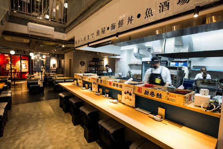 シハチ カウンター席