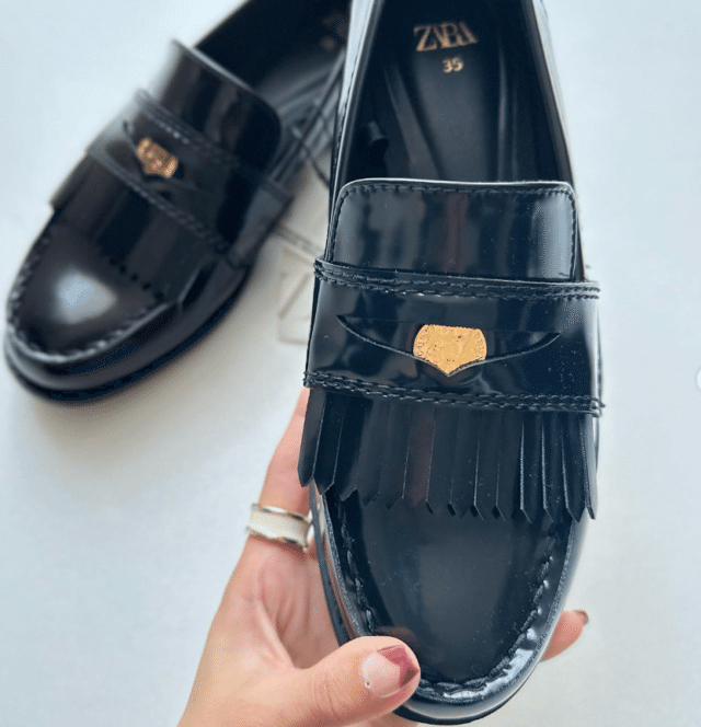 フラットローファーメタルディテール