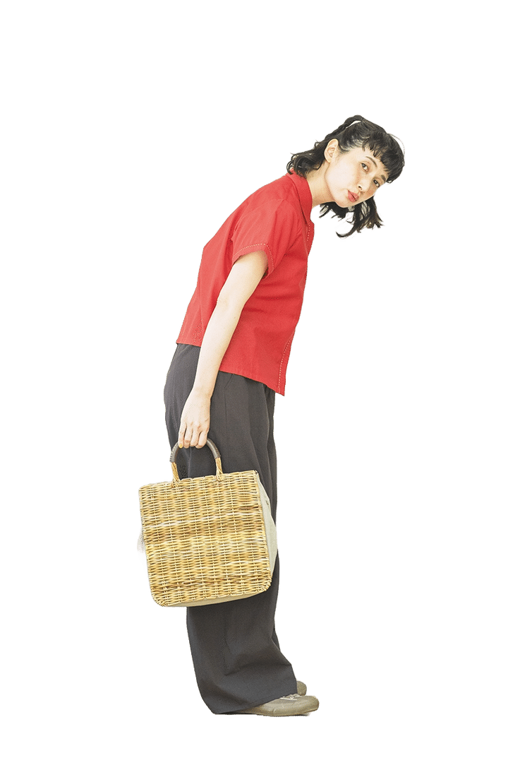 きちんとした装いにも合うかっちりめのデザイン