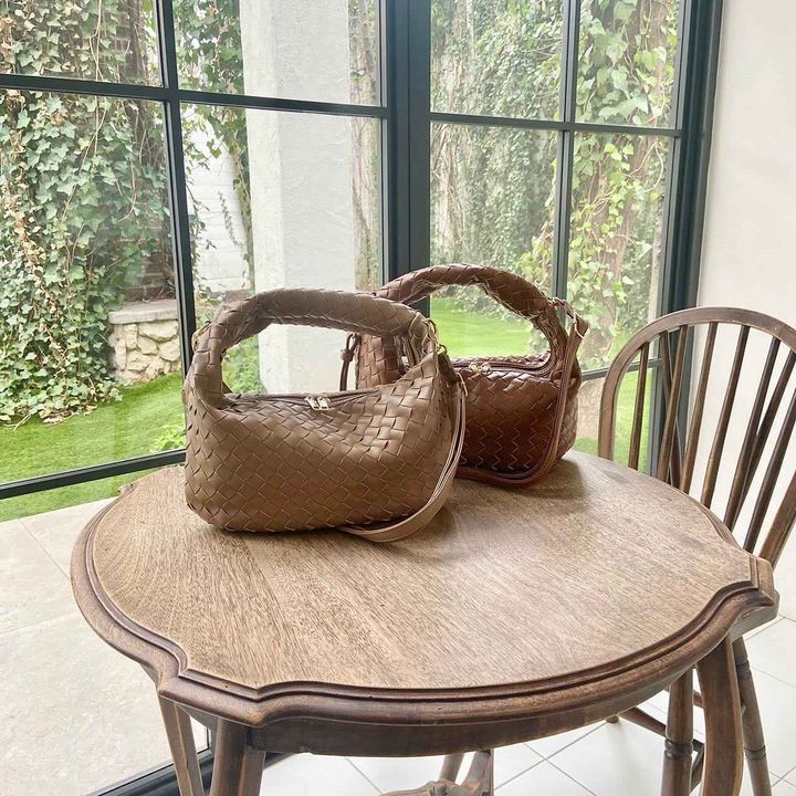 画像: 出典：SEASON REASON by Lin.&Red