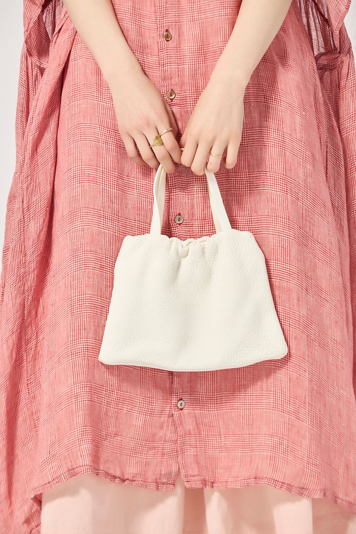 “リネン素材”を投入した夏コーデ5選。通気性抜群で蒸し暑い日に最適！【FUDGE FRIEND おしゃれさんの毎日コーディネート】