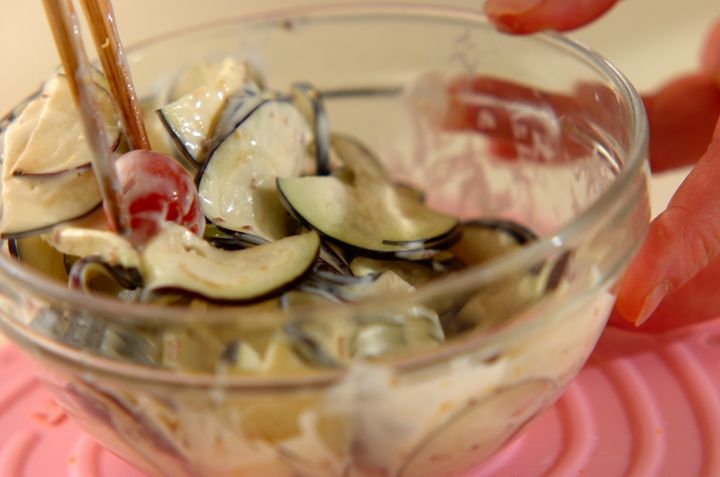 ナスのヨーグルトサラダの作り方1