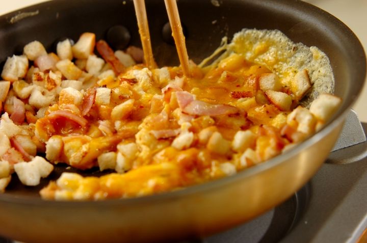 パンのオムレツの作り方3