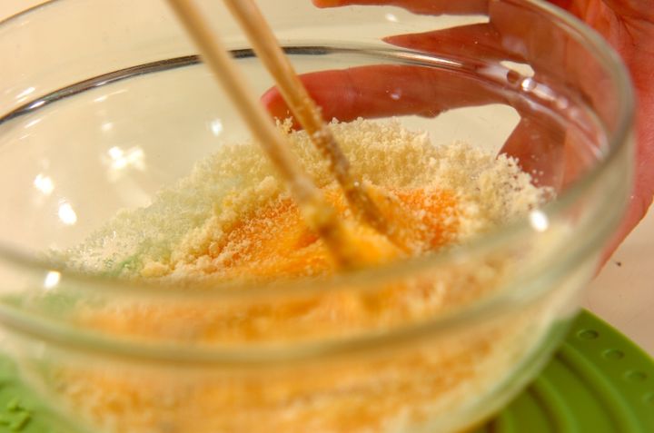 パンのオムレツの作り方1