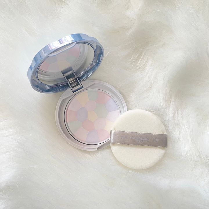 キャンメイクのイルミネイティングフィニッシュパウダー