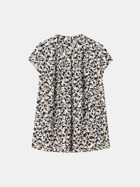 PLSTのマーブルプリントタックブラウス