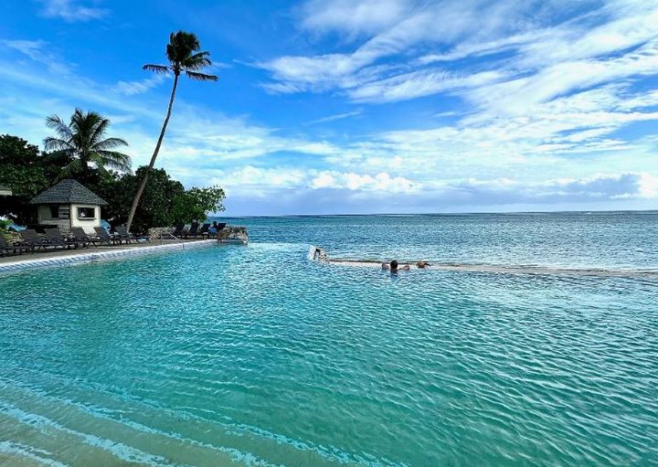 シャングリラ大人専用プール