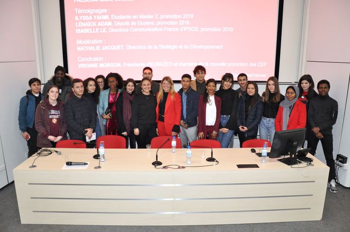 優先教育協定の17期目となる学生と、プロジェクト関係者や支援企業との交流会