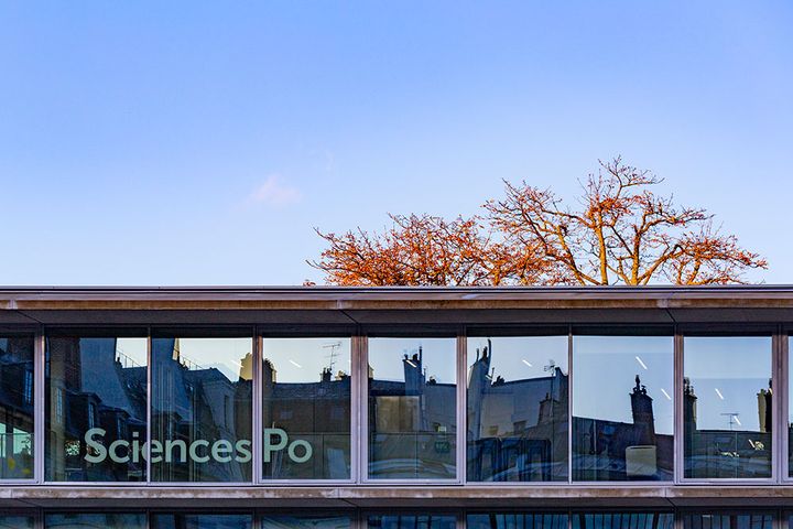 パリ7区のキャンパス