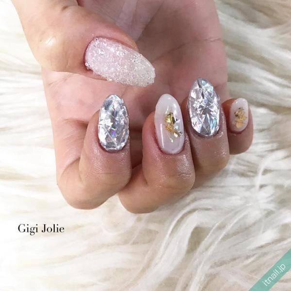 Gigi Jolieが投稿したネイルデザイン [photoid:I0062648] via Itnail Design (736727)