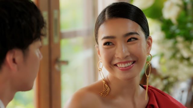 カクテルパーティーにて語りあう櫛田さんと亜樹さん