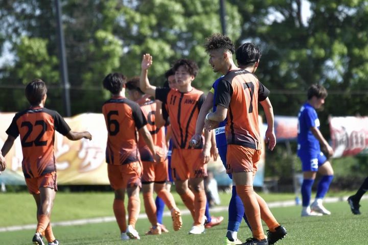 「元：FC淡路島」トラブルを乗り越え、地に足を着けたFC.AWJ。吉田真史監督が見届けた「新しい人材と2年の積み上げ」