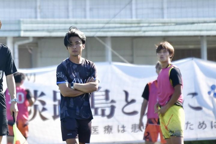 「元：FC淡路島」トラブルを乗り越え、地に足を着けたFC.AWJ。吉田真史監督が見届けた「新しい人材と2年の積み上げ」