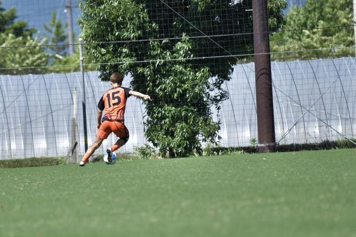 「元：FC淡路島」トラブルを乗り越え、地に足を着けたFC.AWJ。吉田真史監督が見届けた「新しい人材と2年の積み上げ」