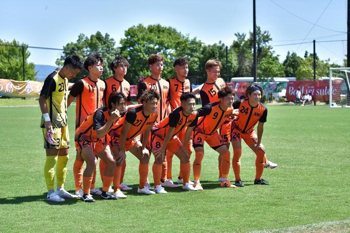 「元：FC淡路島」トラブルを乗り越え、地に足を着けたFC.AWJ。吉田真史監督が見届けた「新しい人材と2年の積み上げ」