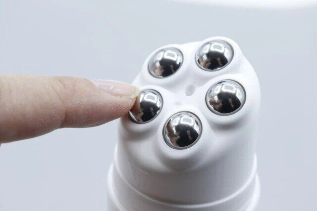 ダイソー 5点ローラー詰め替えチューブ（120mL、斜めタイプ） ローラー