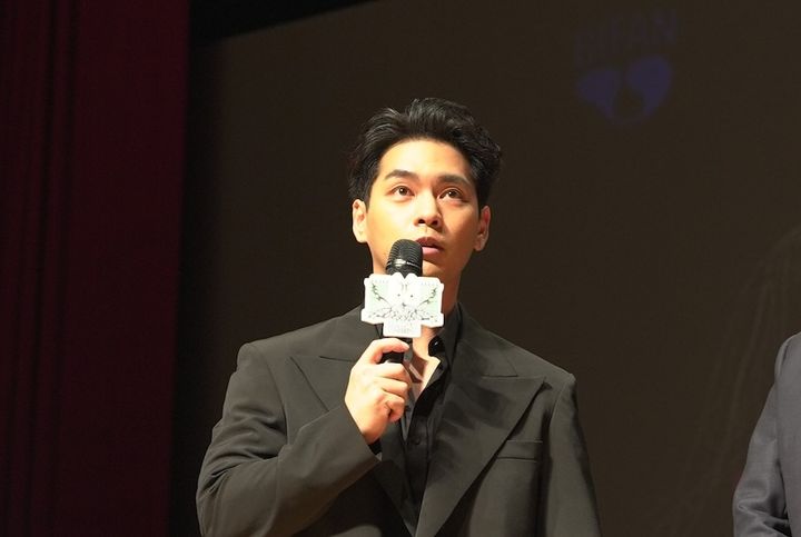 柳楽優弥「16歳で『包帯クラブ』という作品で出会い…」『夏目アラタの結婚』ワールドプレミアで堤幸彦監督との出会い振り返る