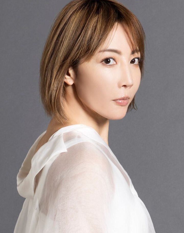 俳優 柚希礼音さん