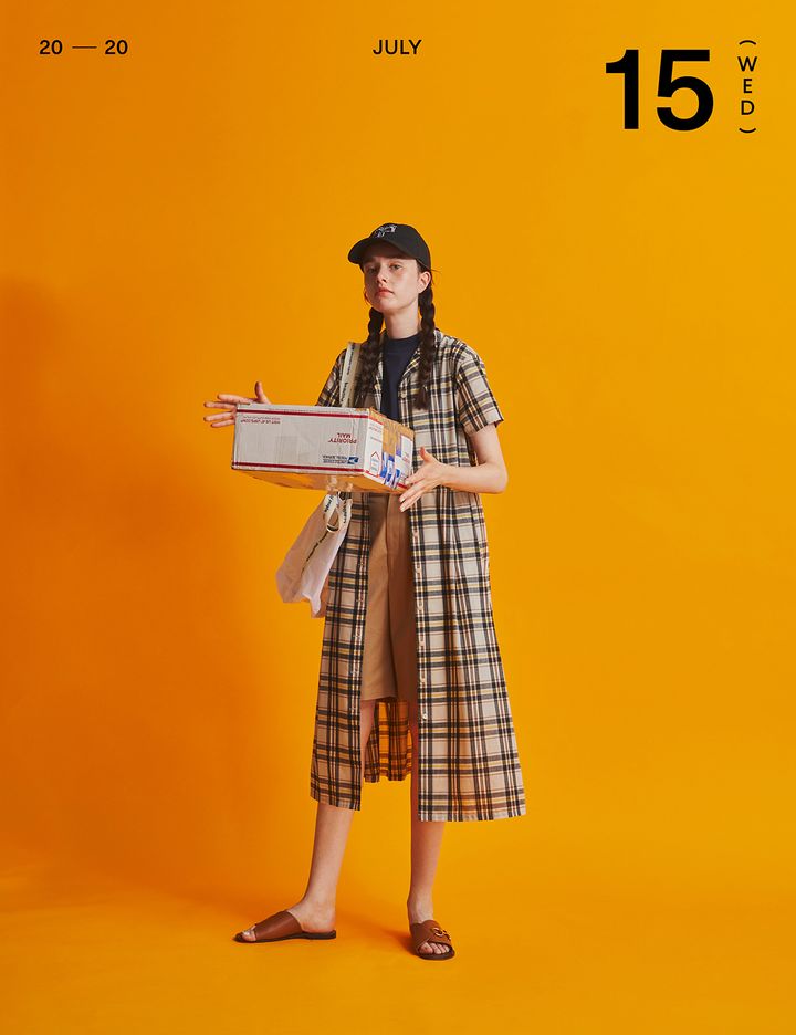 2024夏の“シャツワンピース”コーデ18選。一枚でも重ねても、スカート風にアレンジもできて着まわし力抜群！