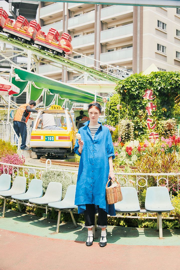 2024夏の“シャツワンピース”コーデ18選。一枚でも重ねても、スカート風にアレンジもできて着まわし力抜群！