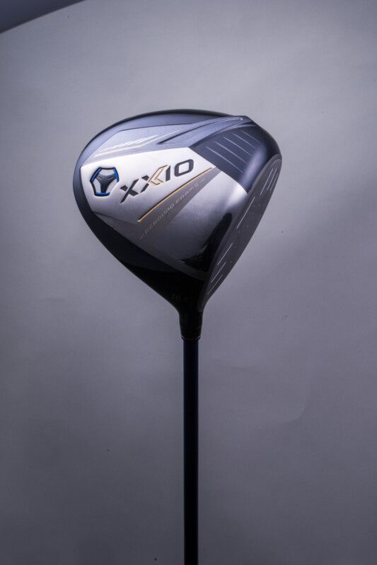 ダンロップ ゼクシオ ドライバーを専門家が試打！その評価はいかに…？