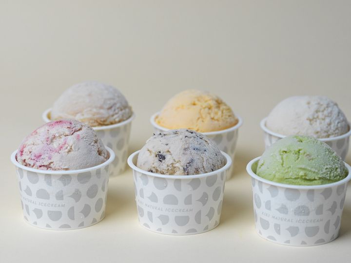 「Seasonal Ice Box -A set-」6個セット ¥3,800。7月のラインナップは、KIKIミルク、パッションラムミルク、枝豆ミルク、庭園ヨーグルト、ソルティーハニープラム、凍頂烏龍ミルクティー。どれも魅力的なフレーバー！5〜6月には店舗前に咲く藤の花を使ったフレーバーも登場。