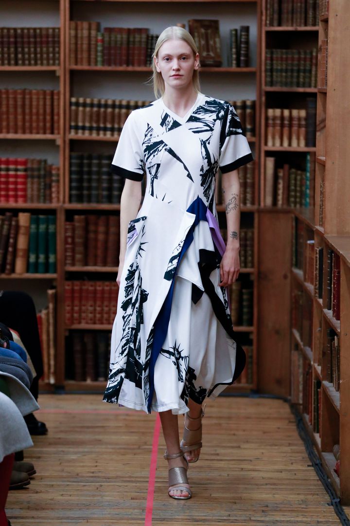 コシェ 2018年プレフォールコレクションより。