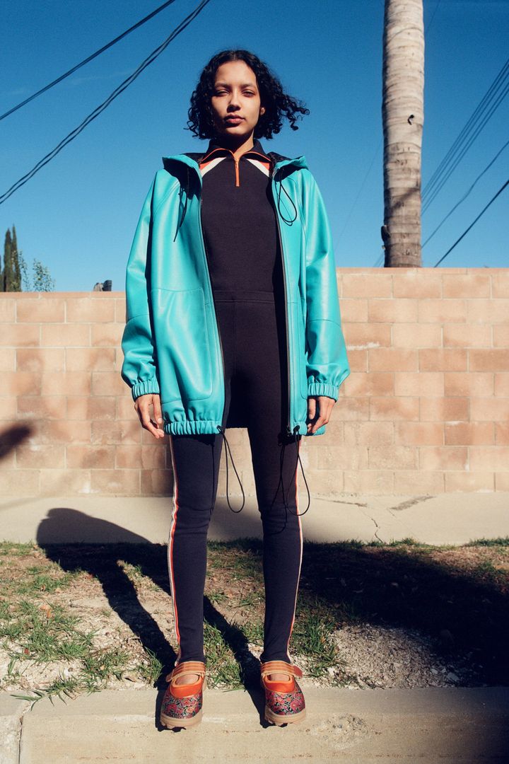 ウェールズ ボナー 2022-23年秋冬メンズコレクションより。