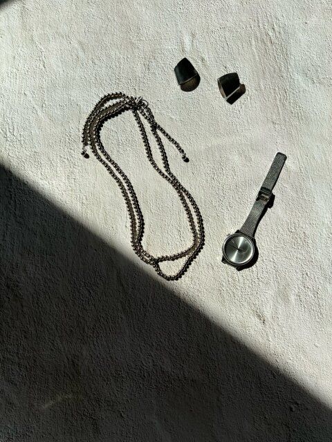 Tシャツにあわせるアクセサリー