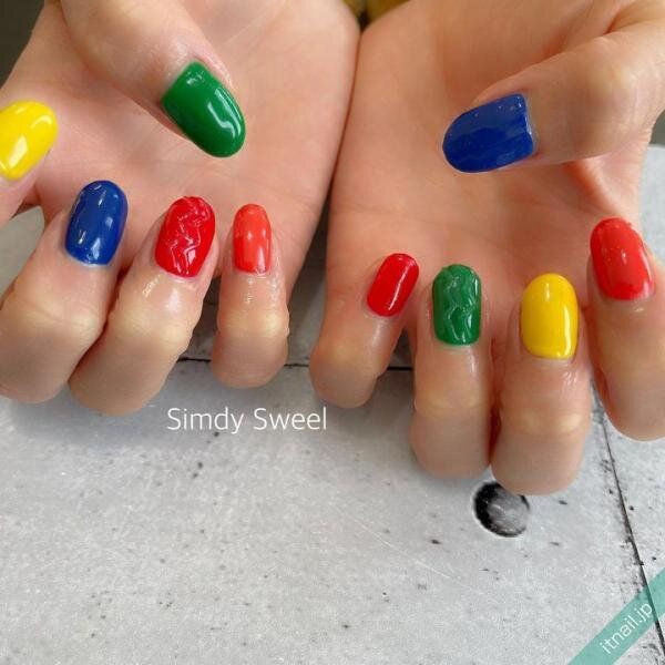 simdysweelが投稿したネイルデザイン [photoid:I0126816] via Itnail Design (736801)