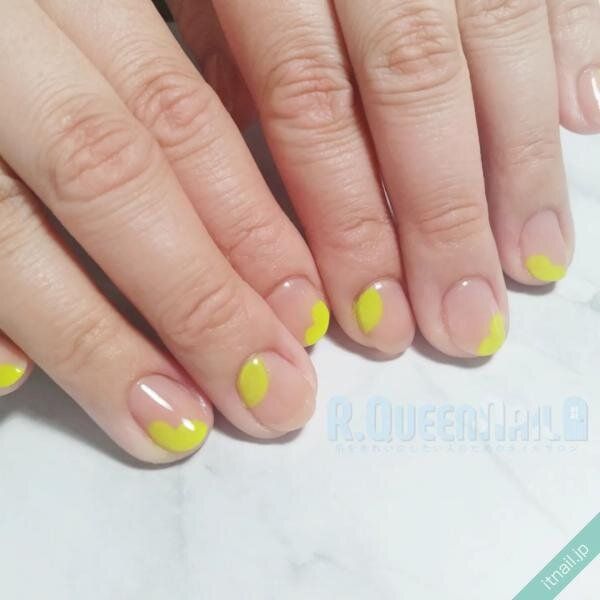 R.QueenNailが投稿したネイルデザイン [photoid:I0125316] via Itnail Design (736803)