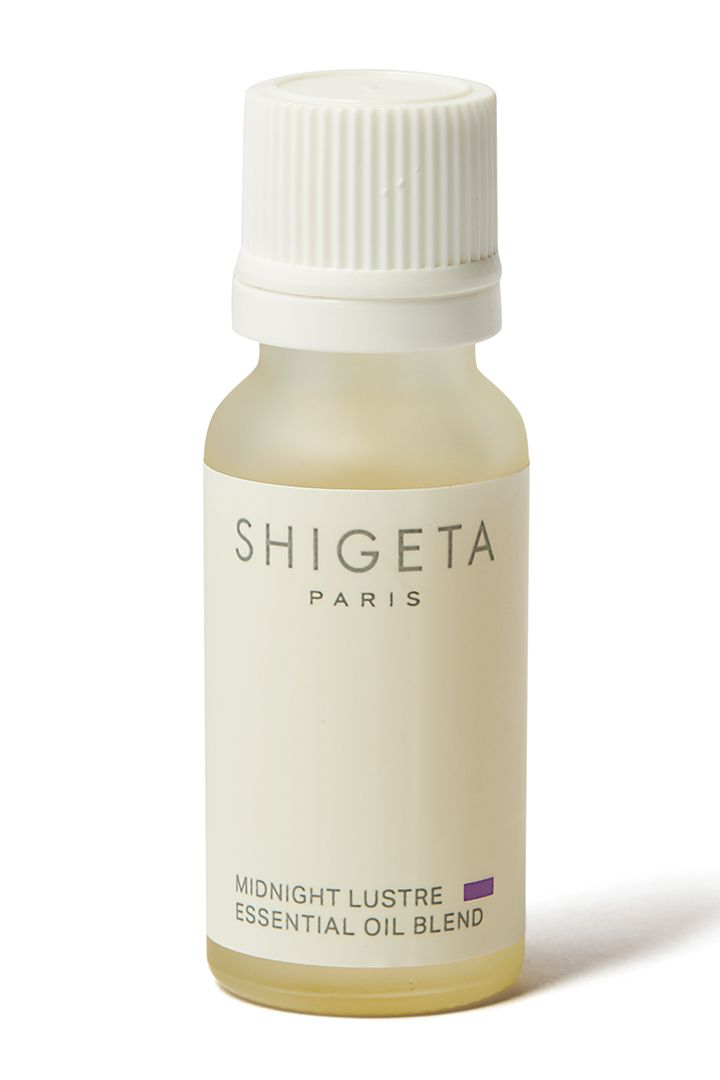 髪の広がりをどうにかしたい…プロのヘアメイク直伝の頭皮ケア