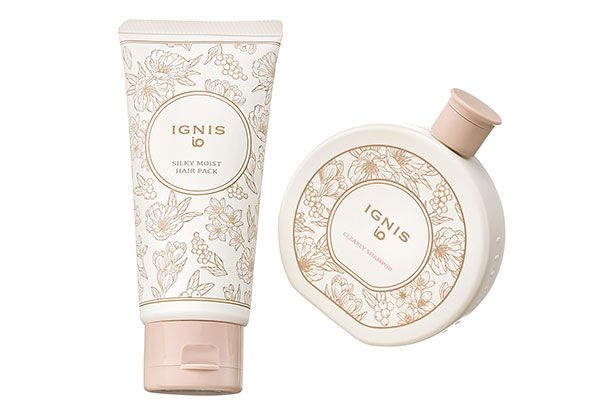 【左】シルキー モイスト ヘアパック 【右】クリアリィ シャンプー