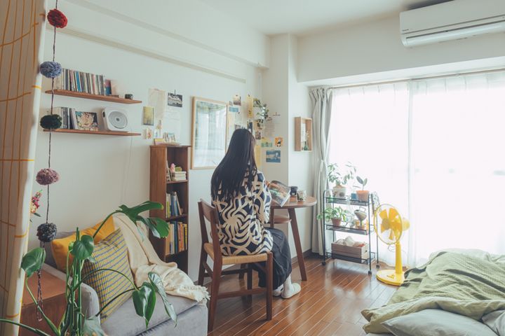 初めての一人暮らしは1K20㎡台が人気！ IKEAの万能ラックなどを活用したオシャレなインテリア3選