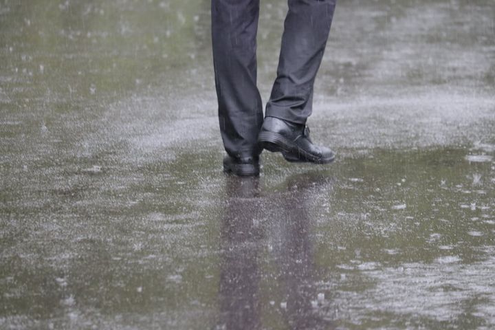 雨の日に靴を滑りにくくする方法は？