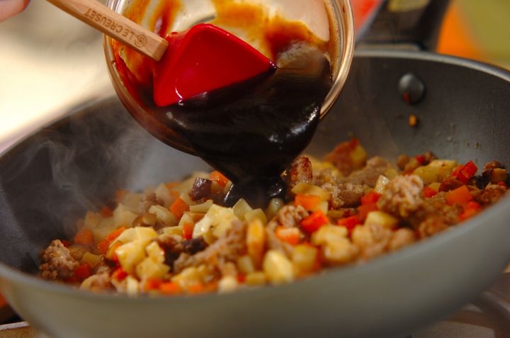 ピリ辛のジャージャー麺 自宅で簡単に by金丸 利恵さんの作り方2