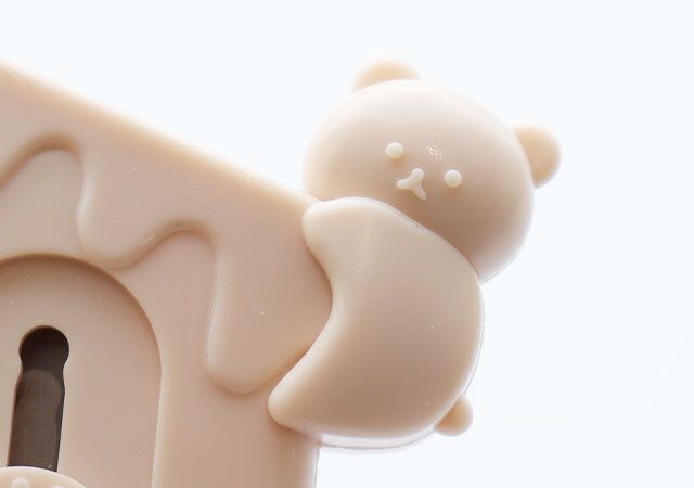 ダイソー ミニカッター（はちみつとくま、マグネット付） デザイン