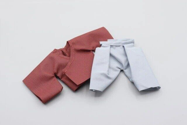 セリア カスタムして楽しむドール用 袴（上）／カスタムして楽しむドール用 袴（下）