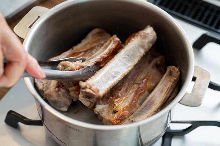 フライパンで焼きつける