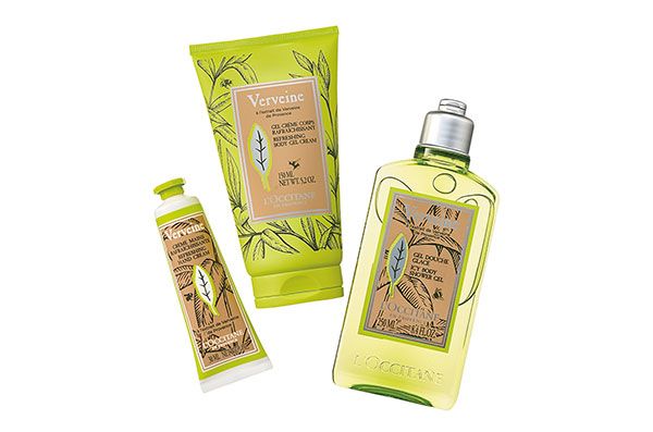 【左】ヴァーベナ フローズンハンドクリーム 【中】ヴァーベナ フローズンボディジェル 【右】ヴァーベナ フローズンシャワージェル