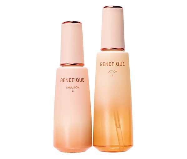 【左】エマルジョン 【右】ローション