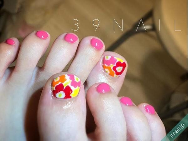 39NAILが投稿したネイルデザイン [photoid:I0071361] via Itnail Design (736900)