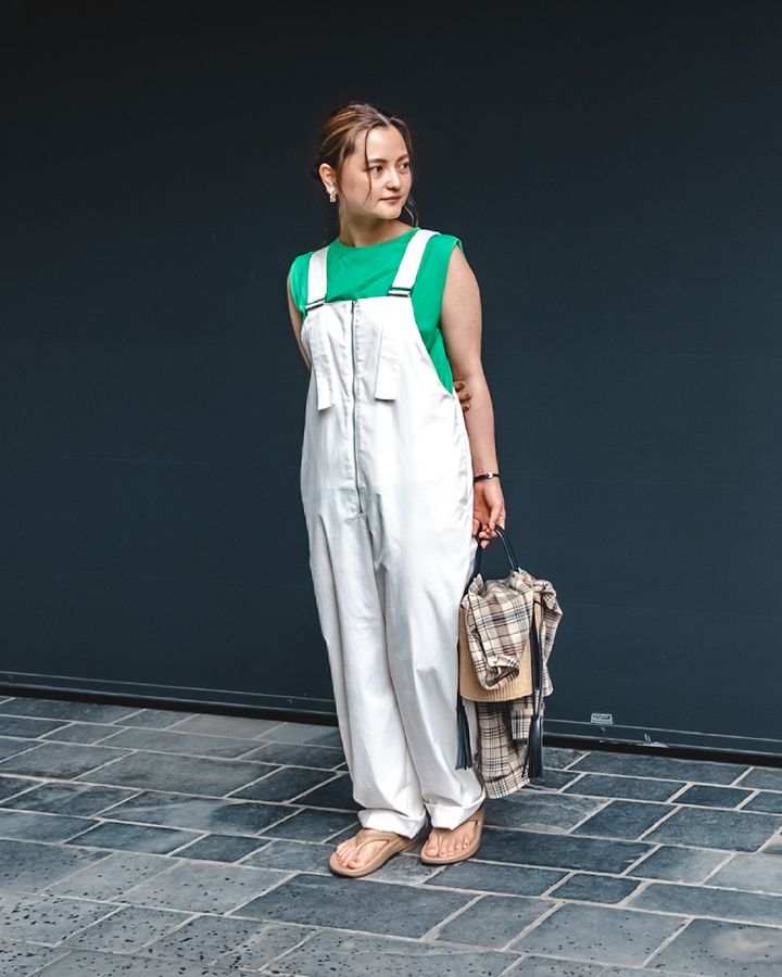 ボーイッシュな“オーバーオール”のお手本スタイル5選。トップス次第でさまざまな装いに変化【TOKYO SNAP】