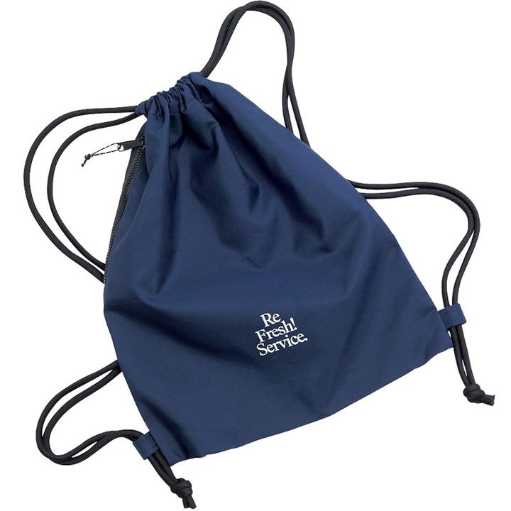 フレッシュサービスのネイビーのナップサック