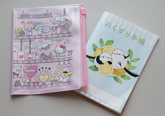 ダイソー お薬手帳カバー M／X かわいいラボ